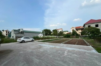 Bán đất Tân Tiến Văn Giang 54,3m² đường 9m, MT 4m vuông đẹp, giá hơn 2 tỷ hiếm